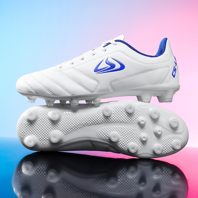 New Men Football Boots Outdoor - огляд і ціна Outdoor Sport Court